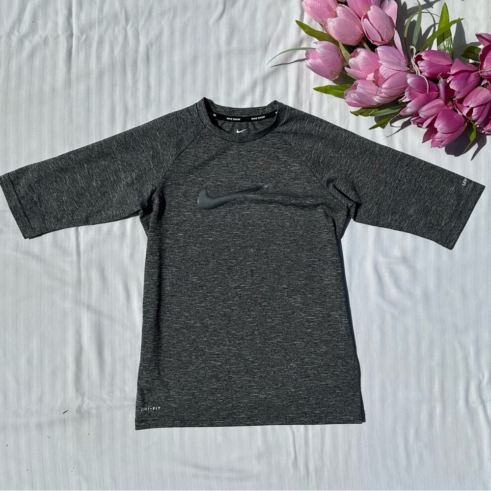 Nike Swim Rashguard Gray Medium Little Boys NWOT
